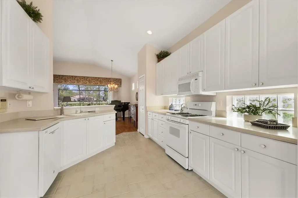 6547 Oakland Hills Drive Lakewood Ranch FL 34202