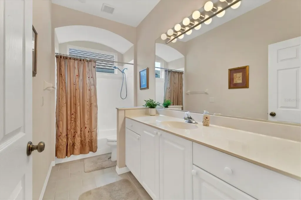 6547 Oakland Hills Drive Lakewood Ranch FL 34202