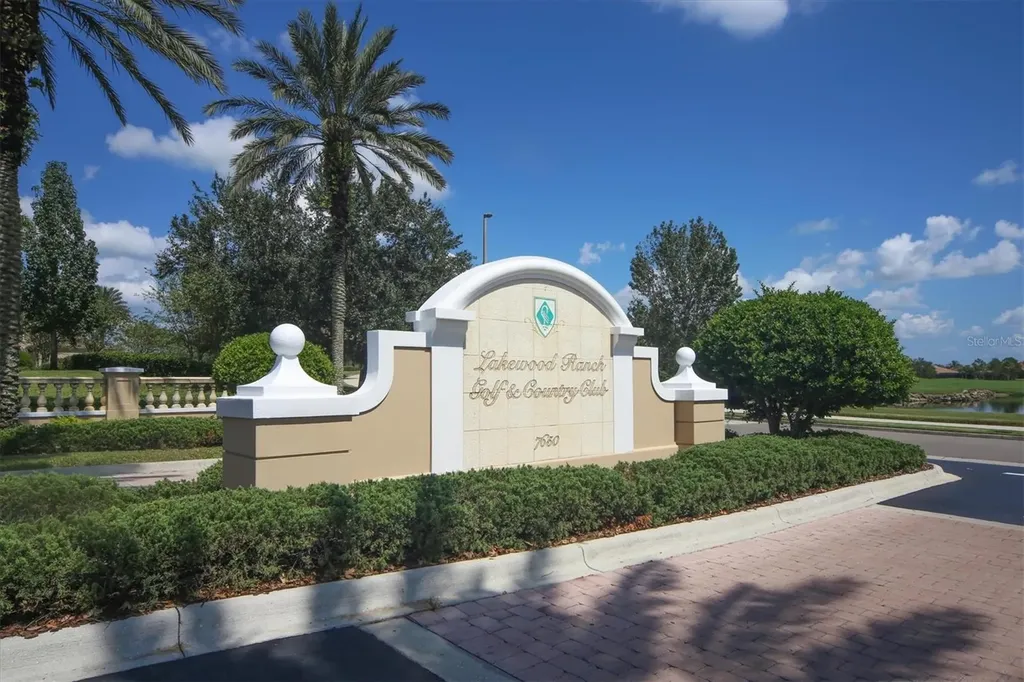 6547 Oakland Hills Drive Lakewood Ranch FL 34202
