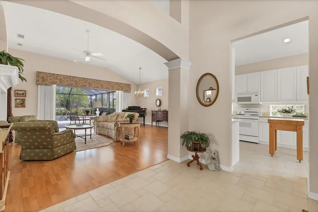 6547 Oakland Hills Drive Lakewood Ranch FL 34202