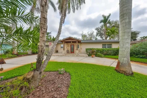 6791 17th Street N St Petersburg FL 33702