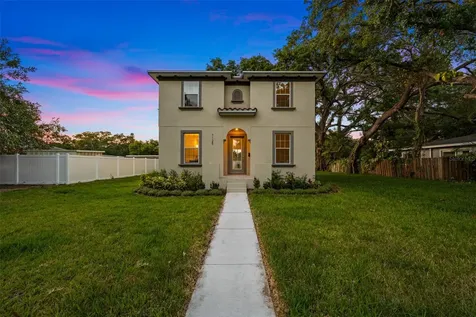 7125 6th Avenue N St Petersburg FL 33710