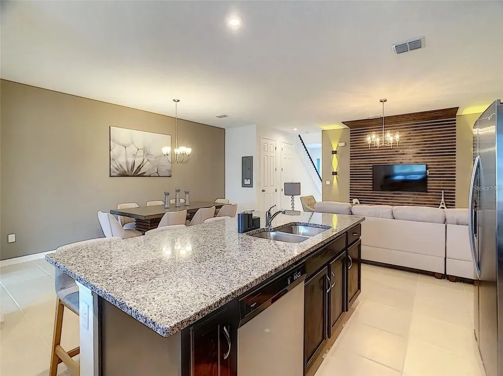 2182 Cooper Bell Place Kissimmee FL 34747