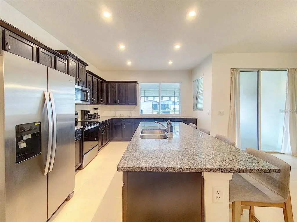 2182 Cooper Bell Place Kissimmee FL 34747