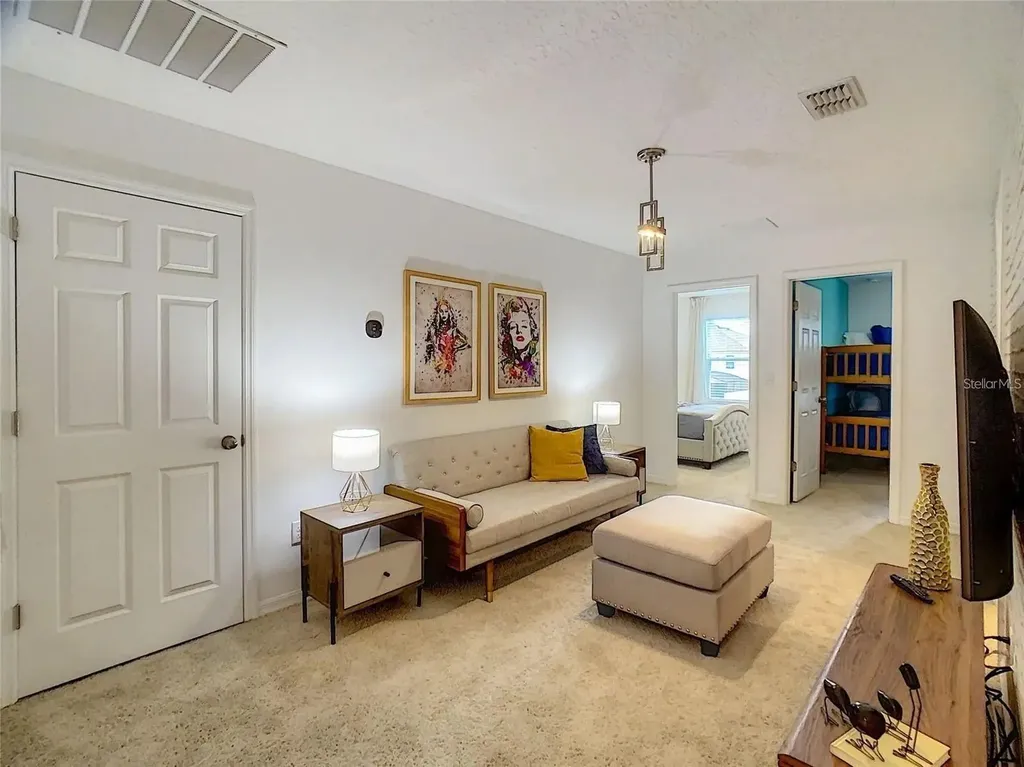 2182 Cooper Bell Place Kissimmee FL 34747