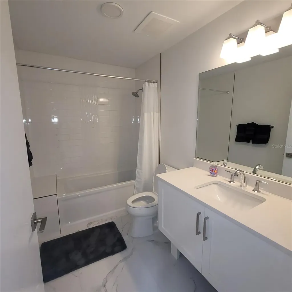 415 Island Way Clearwater Beach FL 33767