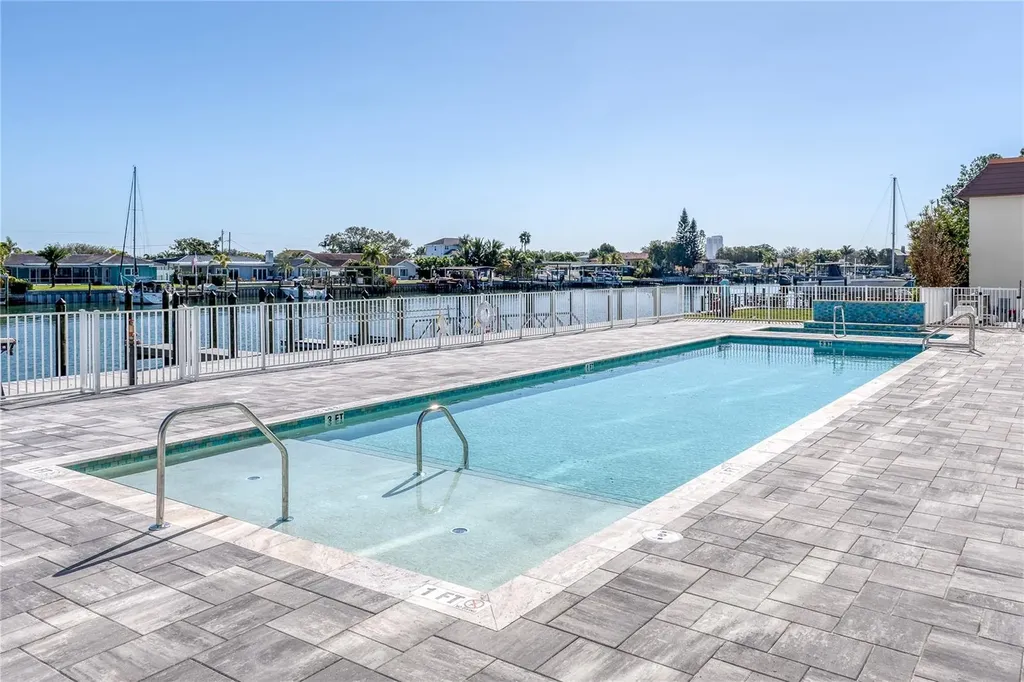 415 Island Way Clearwater Beach FL 33767