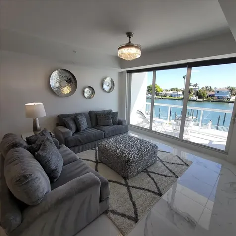 415 Island Way Clearwater Beach FL 33767