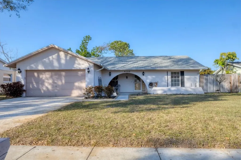 4102 29th Avenue W Bradenton FL 34205