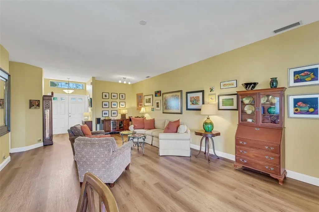 4811 Summertree Road Venice FL 34293