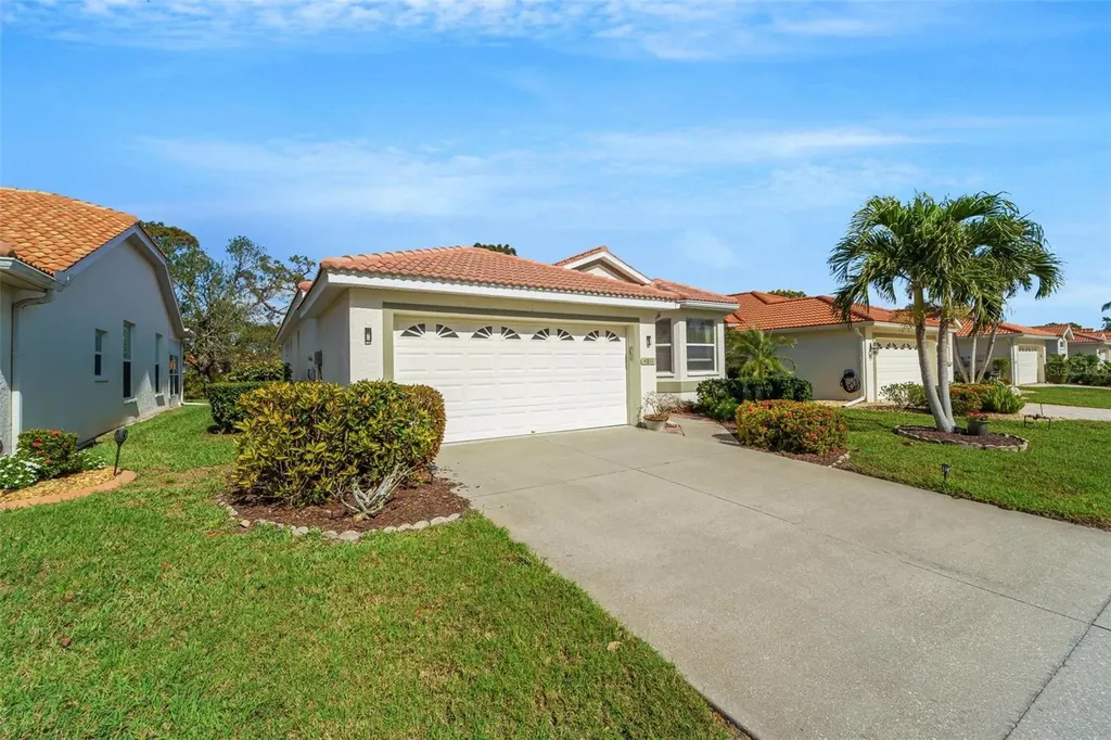 4811 Summertree Road Venice FL 34293