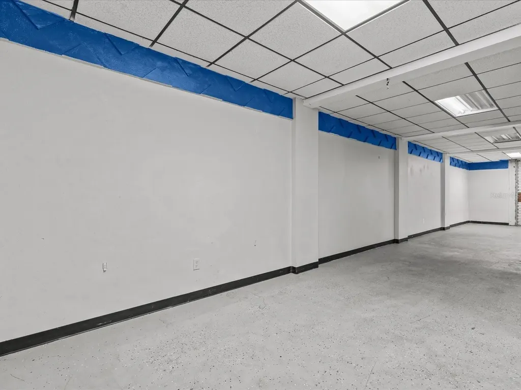 61 W Central Avenue Lake Wales FL 33853