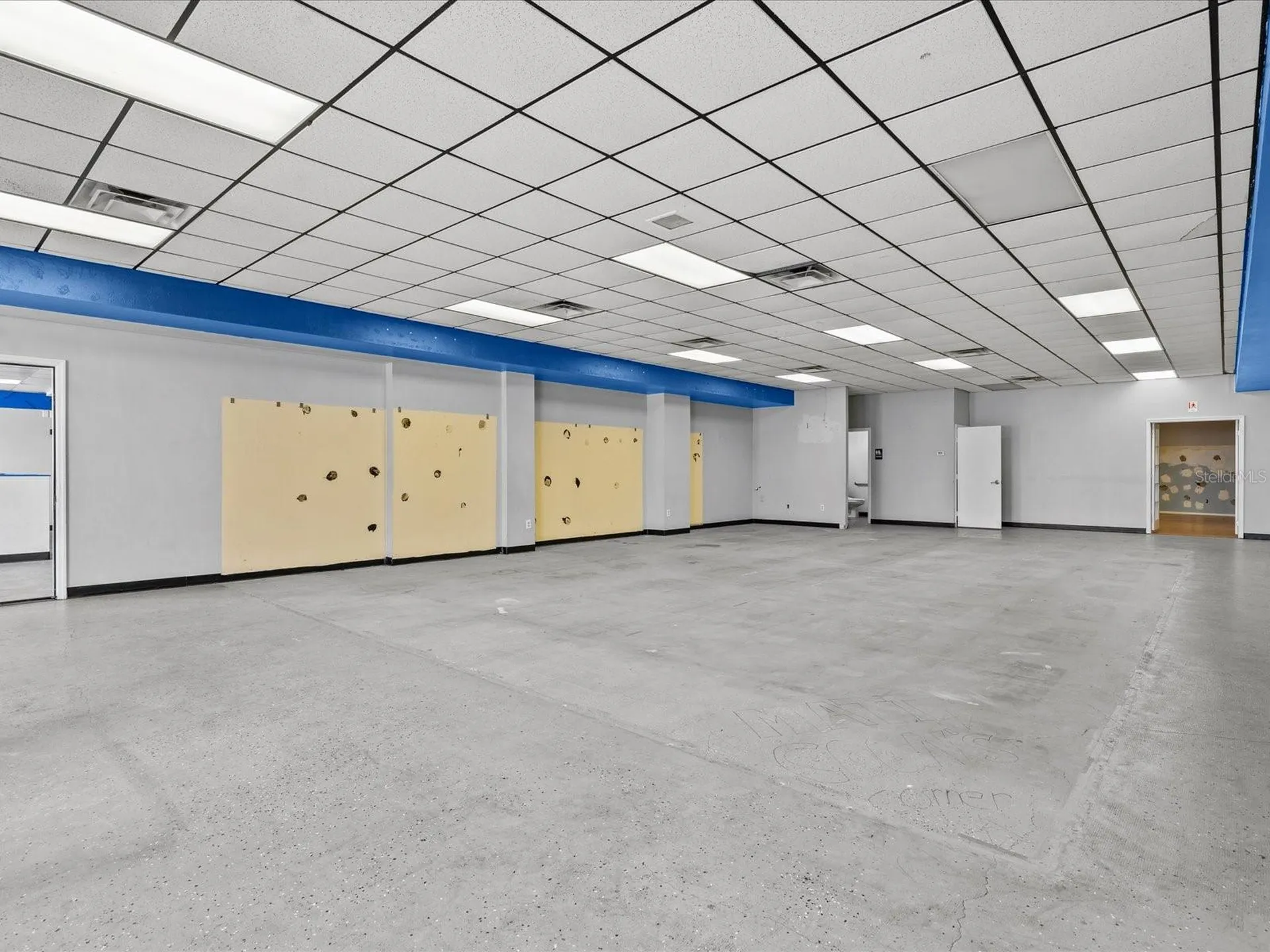 61 W Central Avenue Lake Wales FL 33853