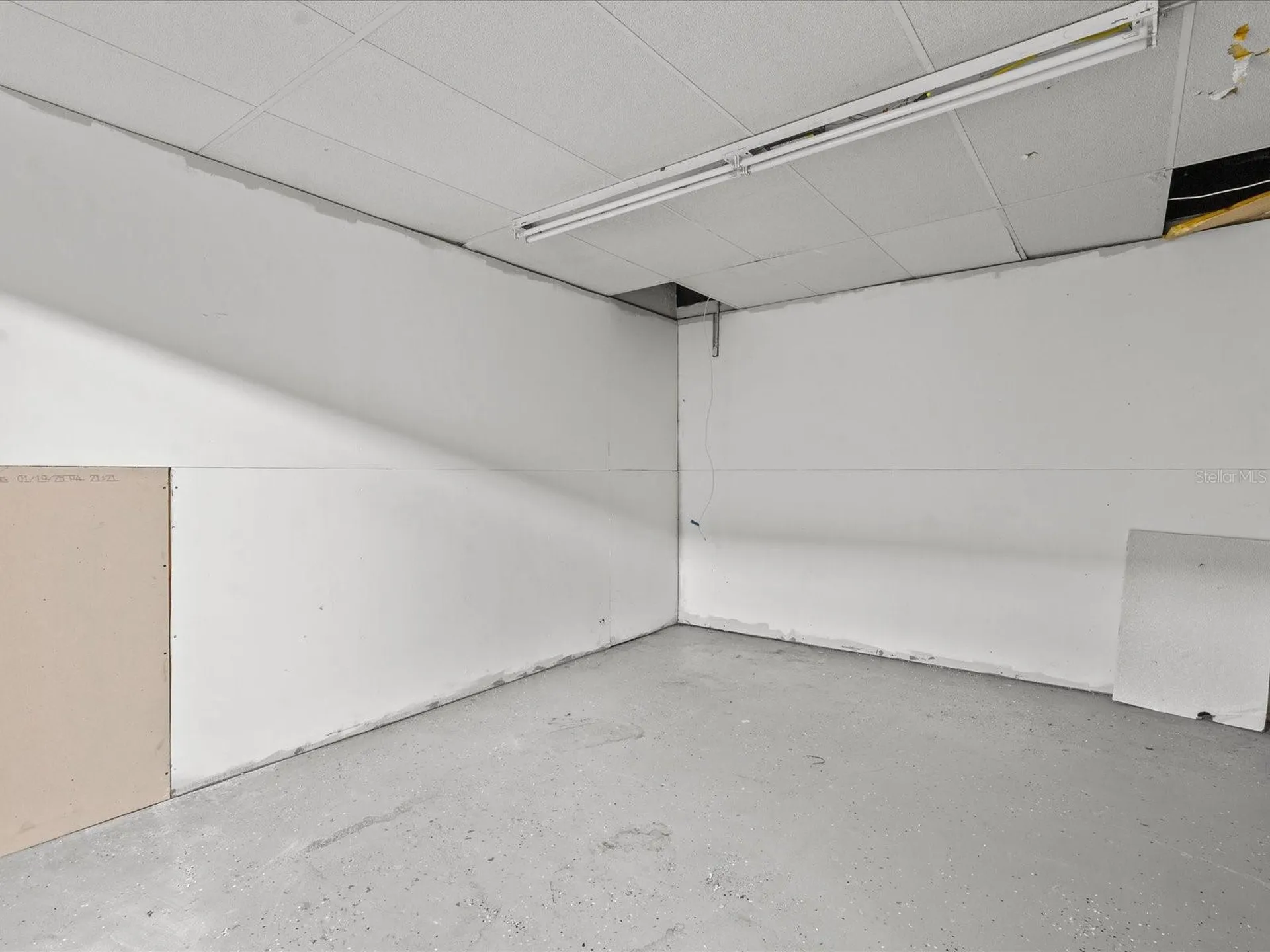 61 W Central Avenue Lake Wales FL 33853