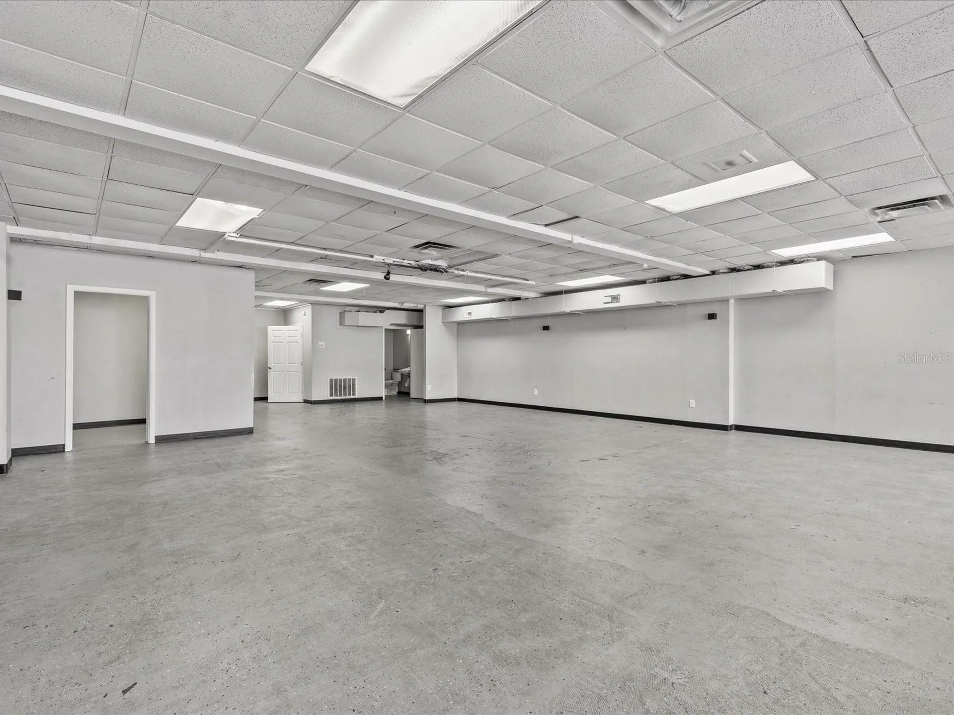 61 W Central Avenue Lake Wales FL 33853