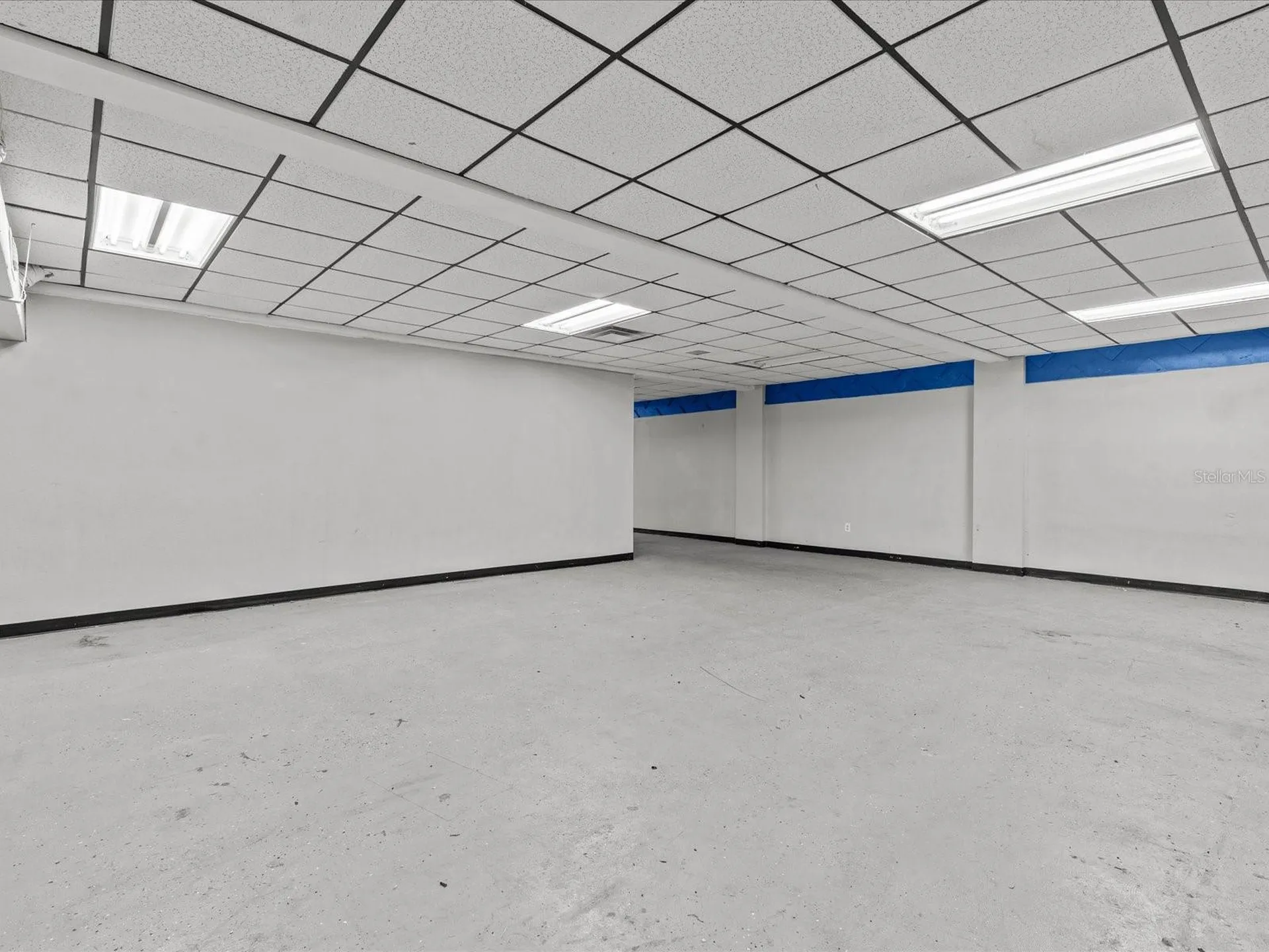 61 W Central Avenue Lake Wales FL 33853