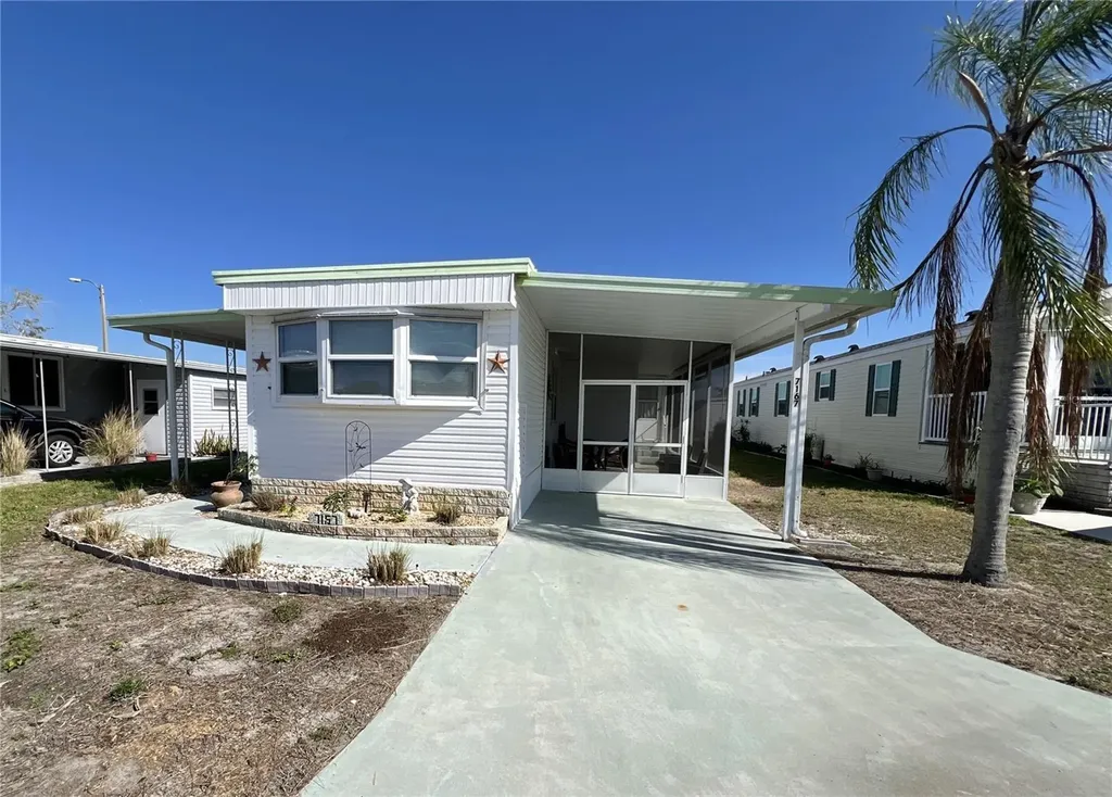 7167 Mount Hawthorne Road NE St Petersburg FL 33702
