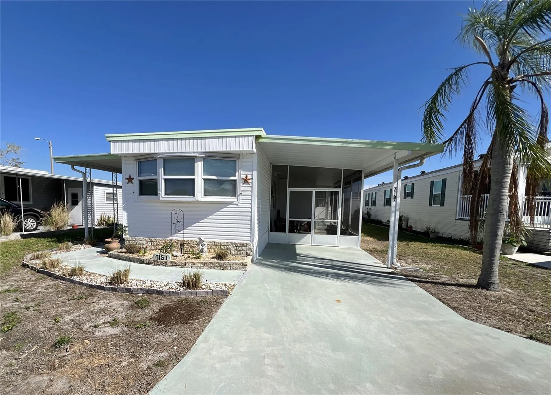 7167 Mount Hawthorne Road NE St Petersburg FL 33702