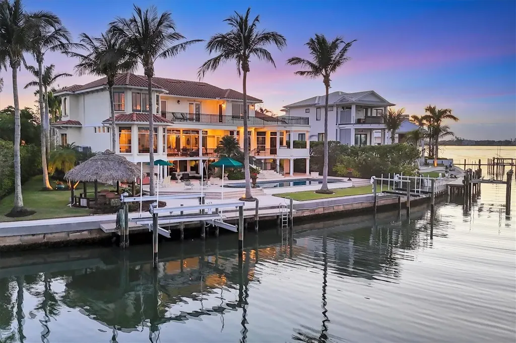 1137 N Lake Shore Drive Sarasota FL 34231