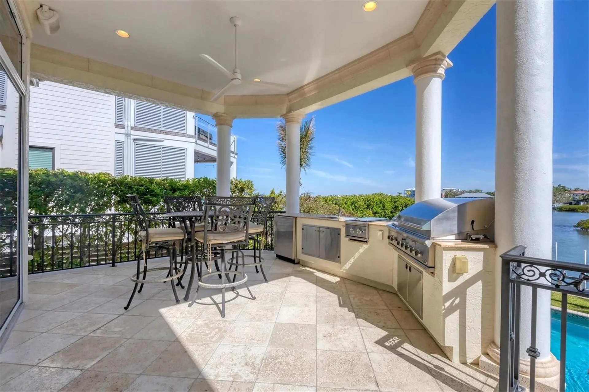 1137 N Lake Shore Drive Sarasota FL 34231