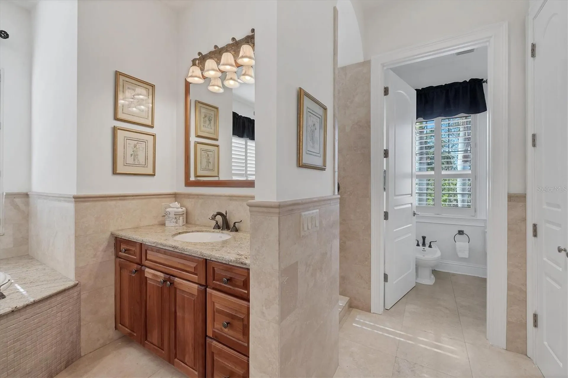 1137 N Lake Shore Drive Sarasota FL 34231