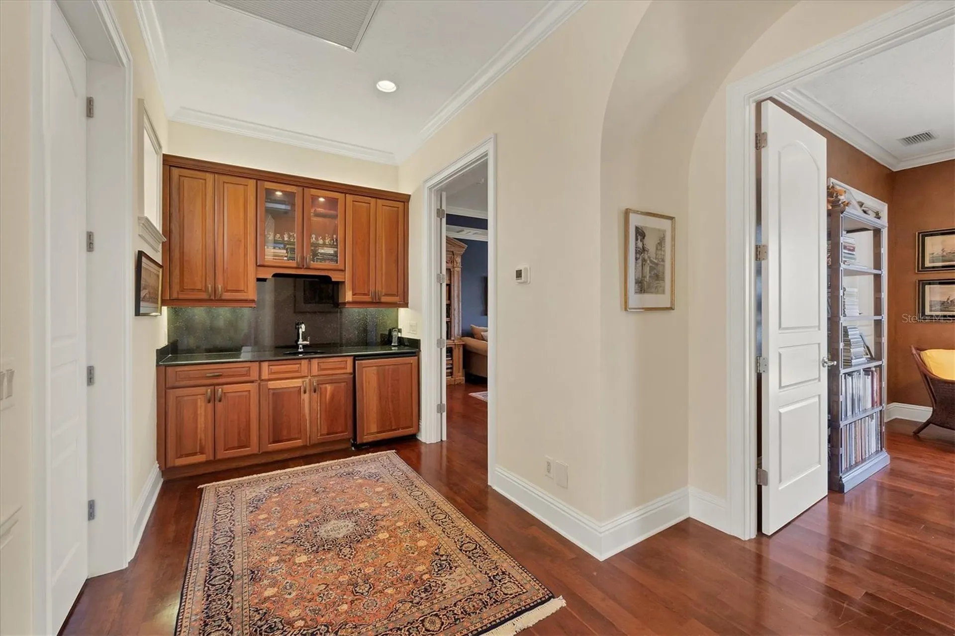 1137 N Lake Shore Drive Sarasota FL 34231
