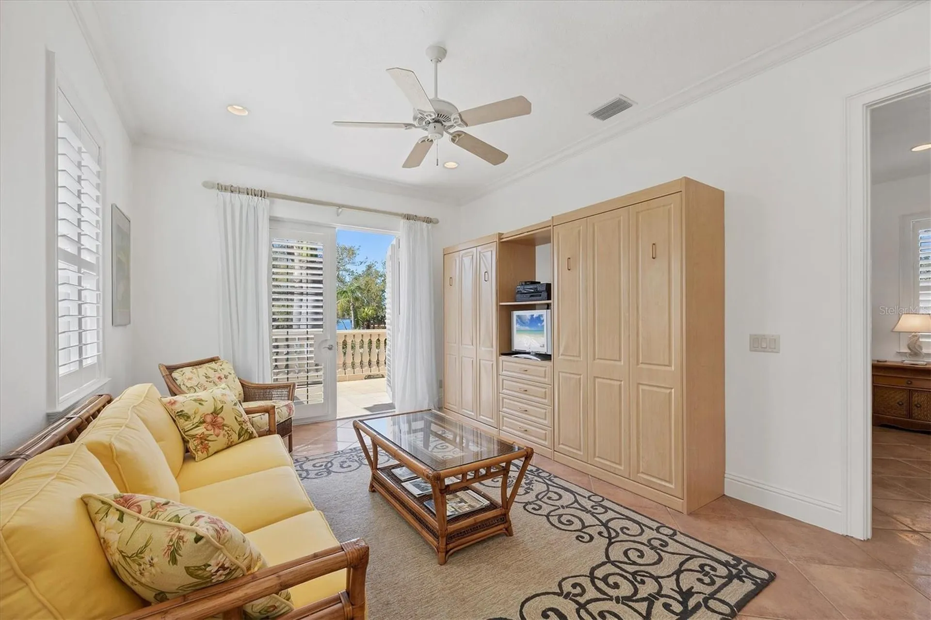 1137 N Lake Shore Drive Sarasota FL 34231
