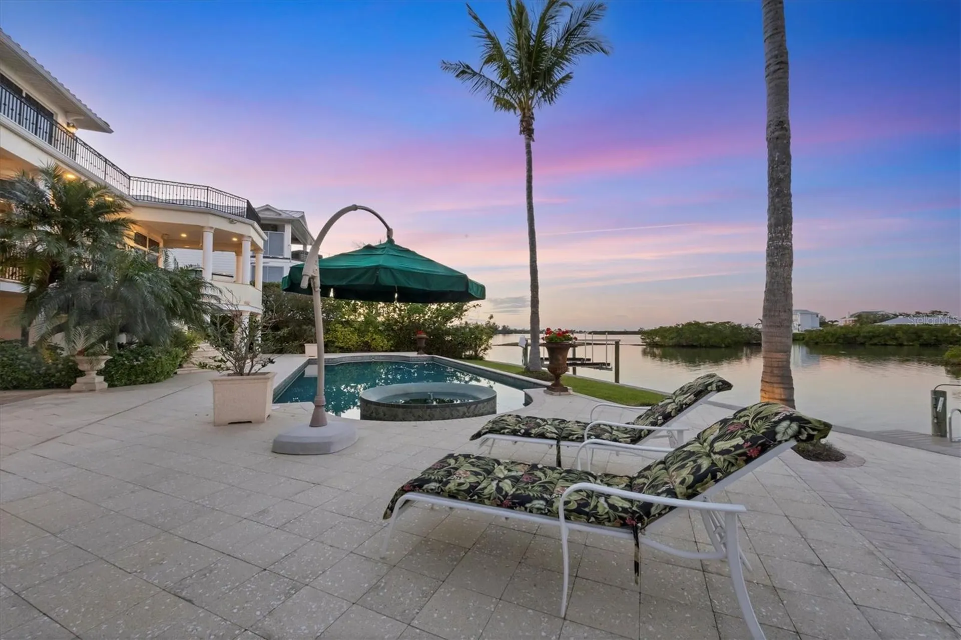 1137 N Lake Shore Drive Sarasota FL 34231