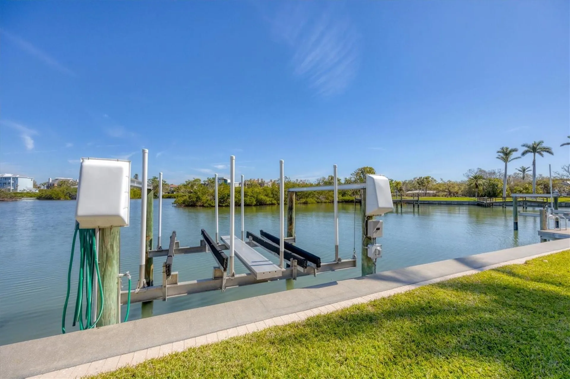 1137 N Lake Shore Drive Sarasota FL 34231