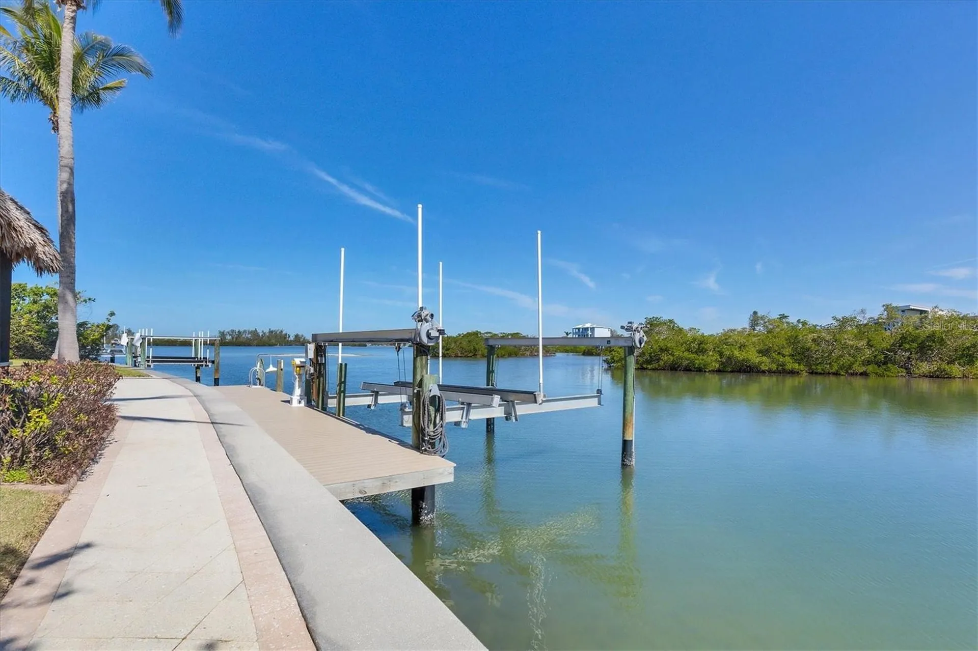 1137 N Lake Shore Drive Sarasota FL 34231