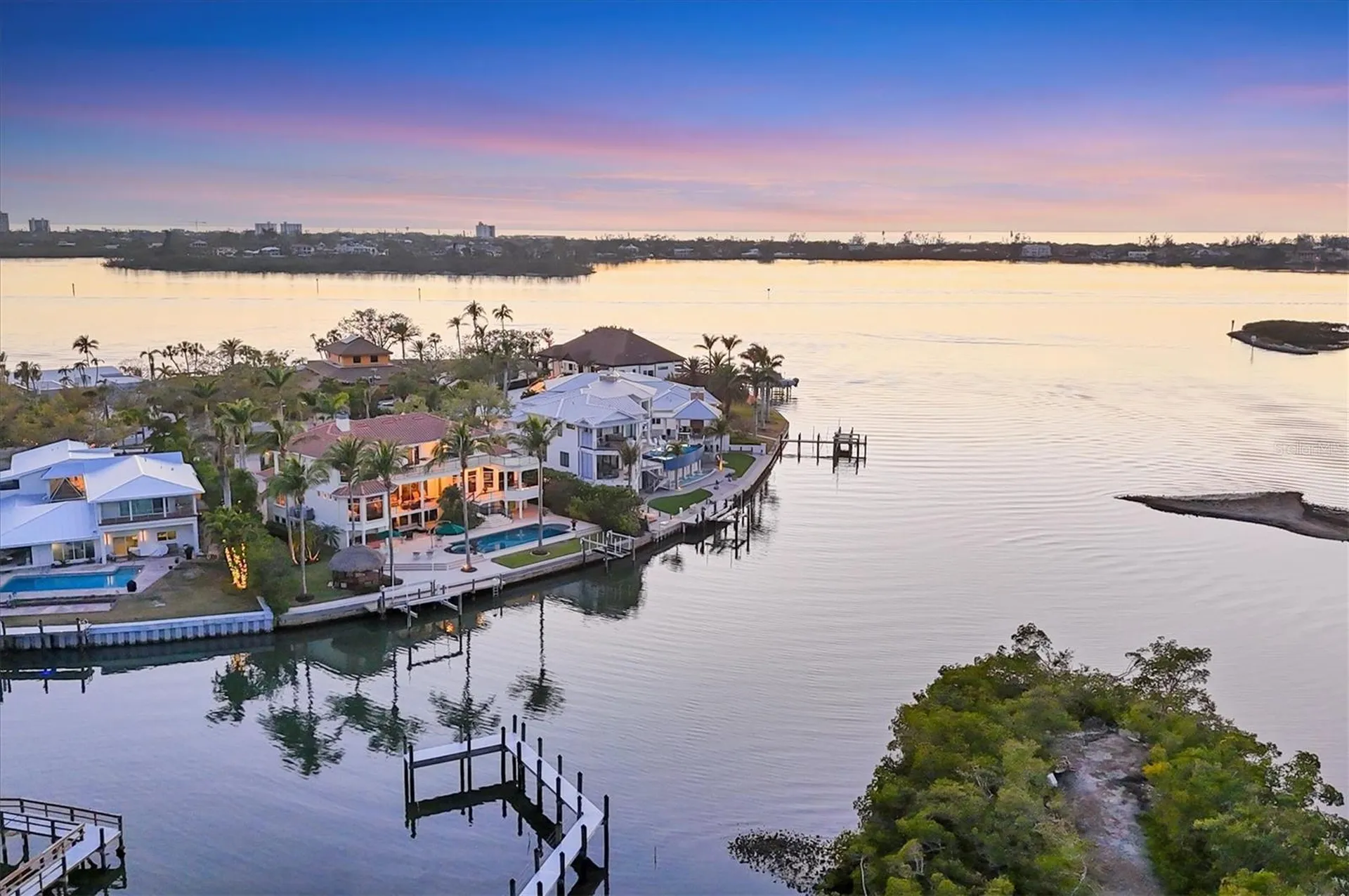 1137 N Lake Shore Drive Sarasota FL 34231
