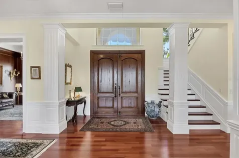 1137 N Lake Shore Drive Sarasota FL 34231