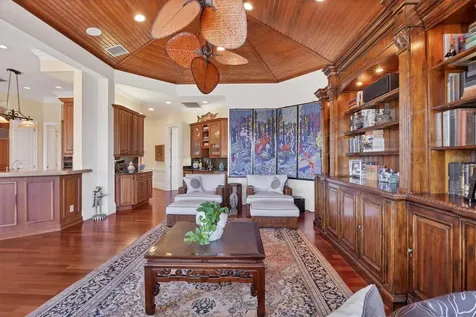 1137 N Lake Shore Drive Sarasota FL 34231