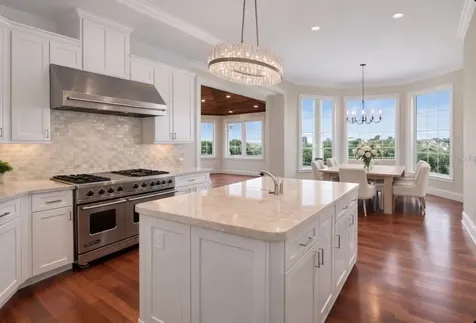 1137 N Lake Shore Drive Sarasota FL 34231
