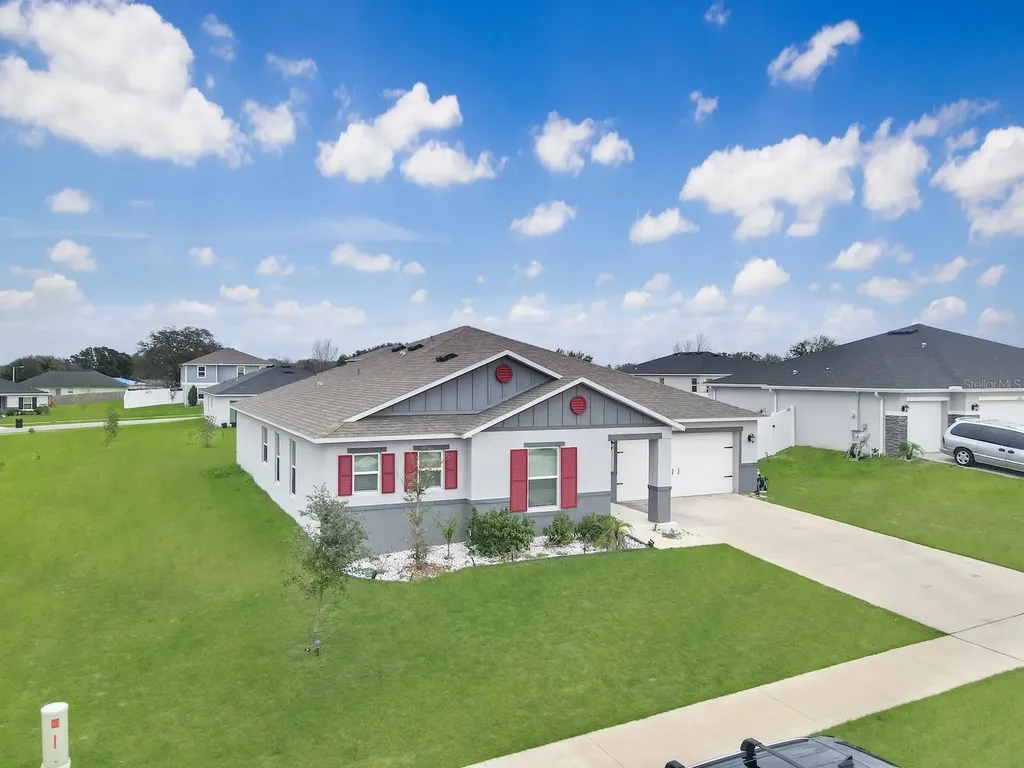 2220 Gladiolus Lane Mascotte FL 34753