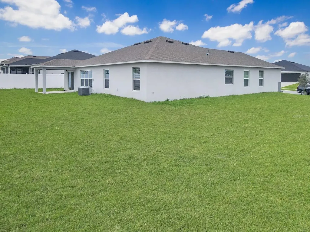 2220 Gladiolus Lane Mascotte FL 34753