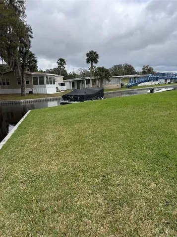 29 Club House Eustis FL 32726