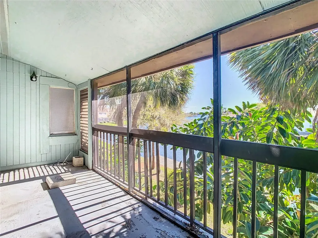 6323 Newtown Circle Tampa FL 33615