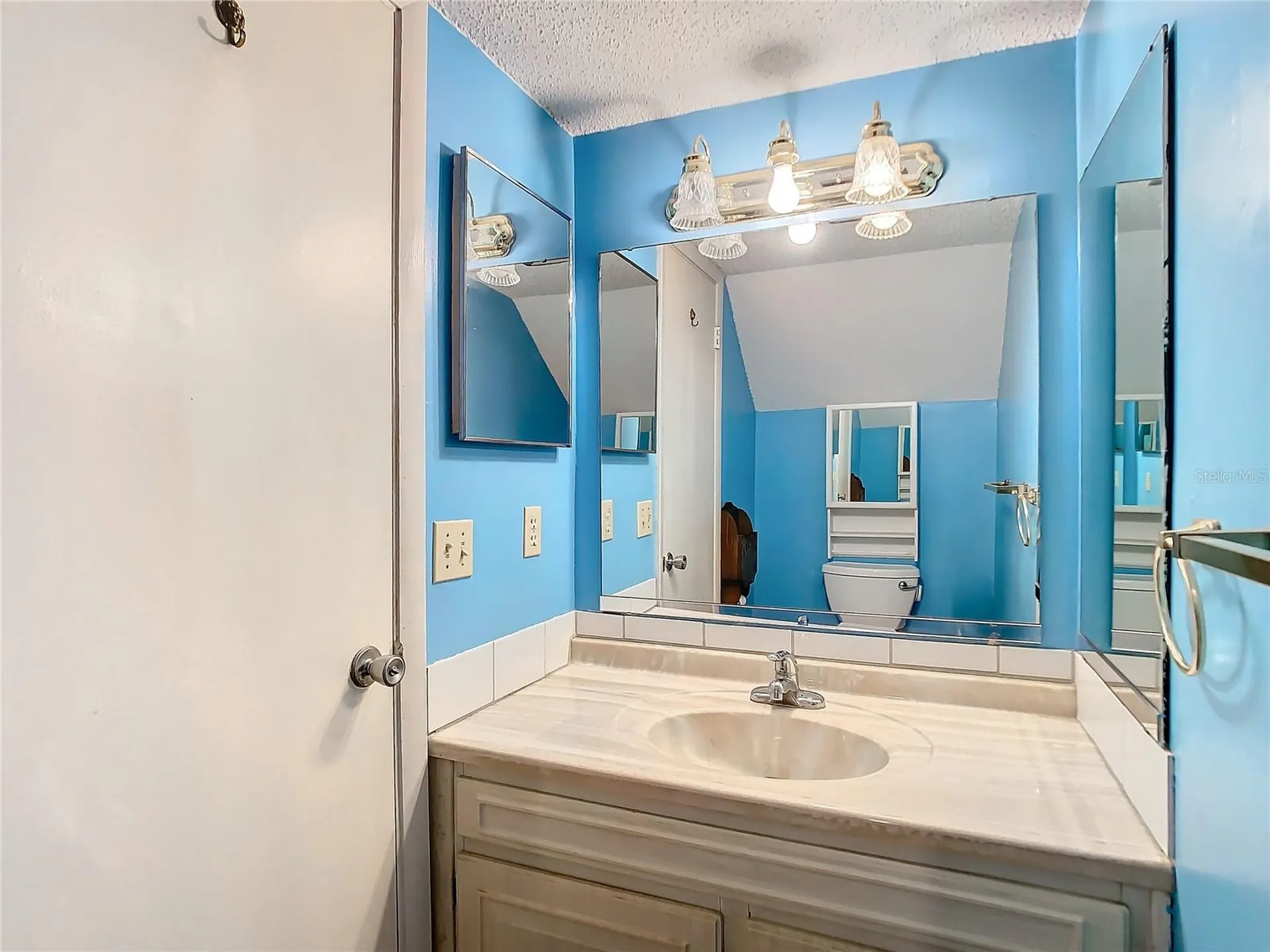 6323 Newtown Circle Tampa FL 33615