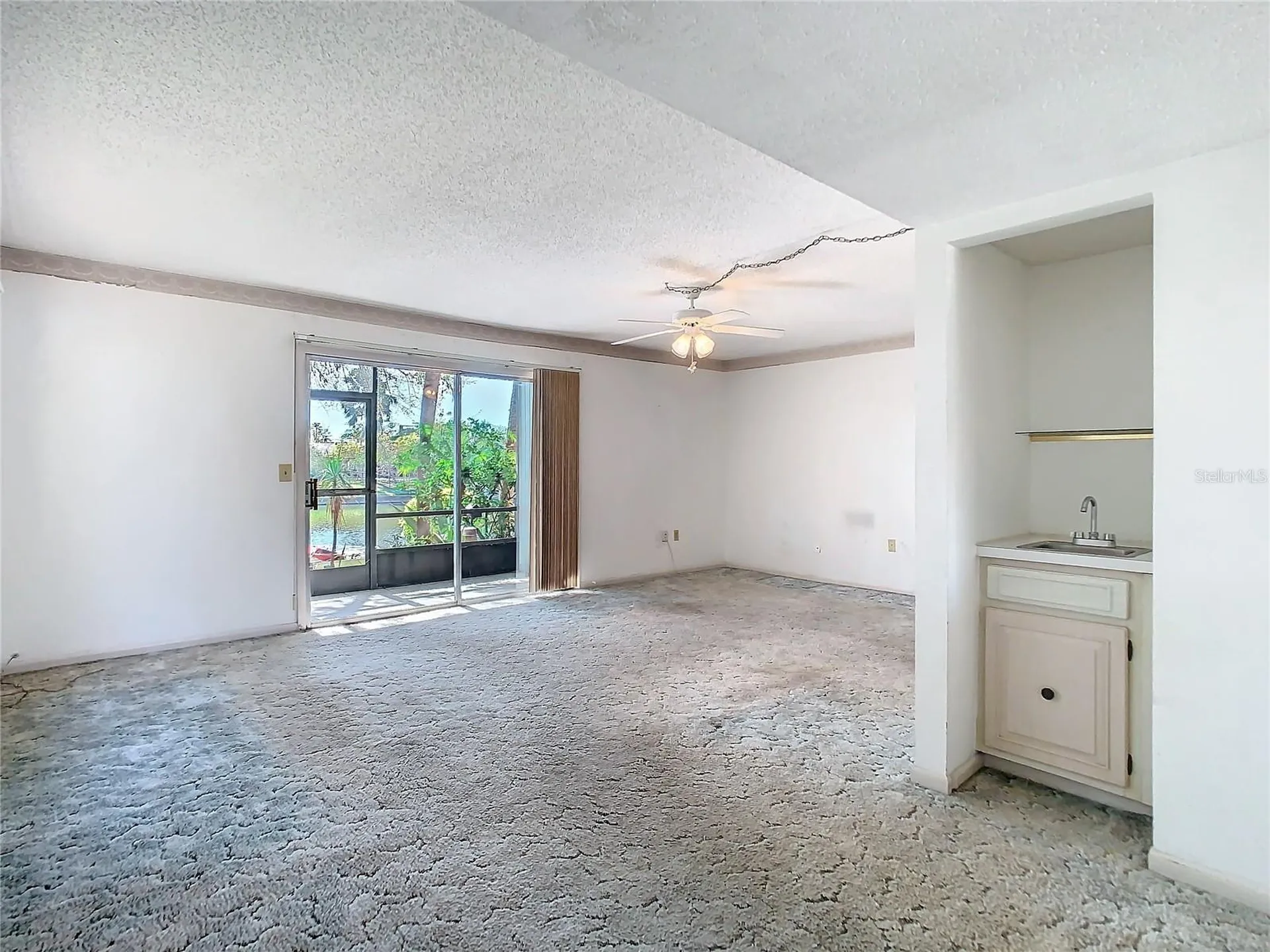 6323 Newtown Circle Tampa FL 33615