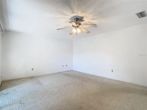 6323 Newtown Circle Tampa FL 33615