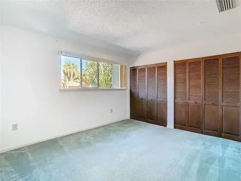 6323 Newtown Circle Tampa FL 33615
