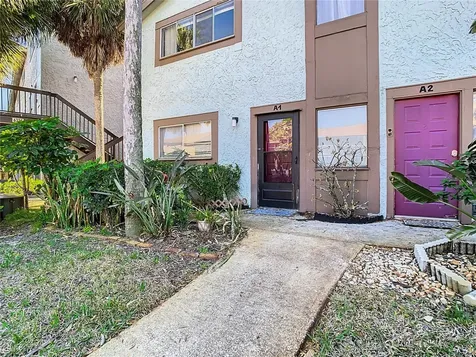 6323 Newtown Circle Tampa FL 33615