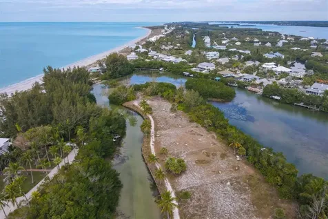 8040 Bocilla Drive Placida FL 33946
