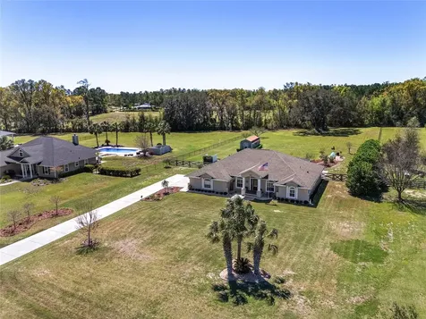 24477 NW 160th Avenue High Springs FL 32643