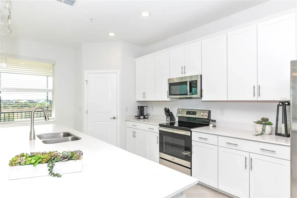 17560 Boracay Court Venice FL 34293