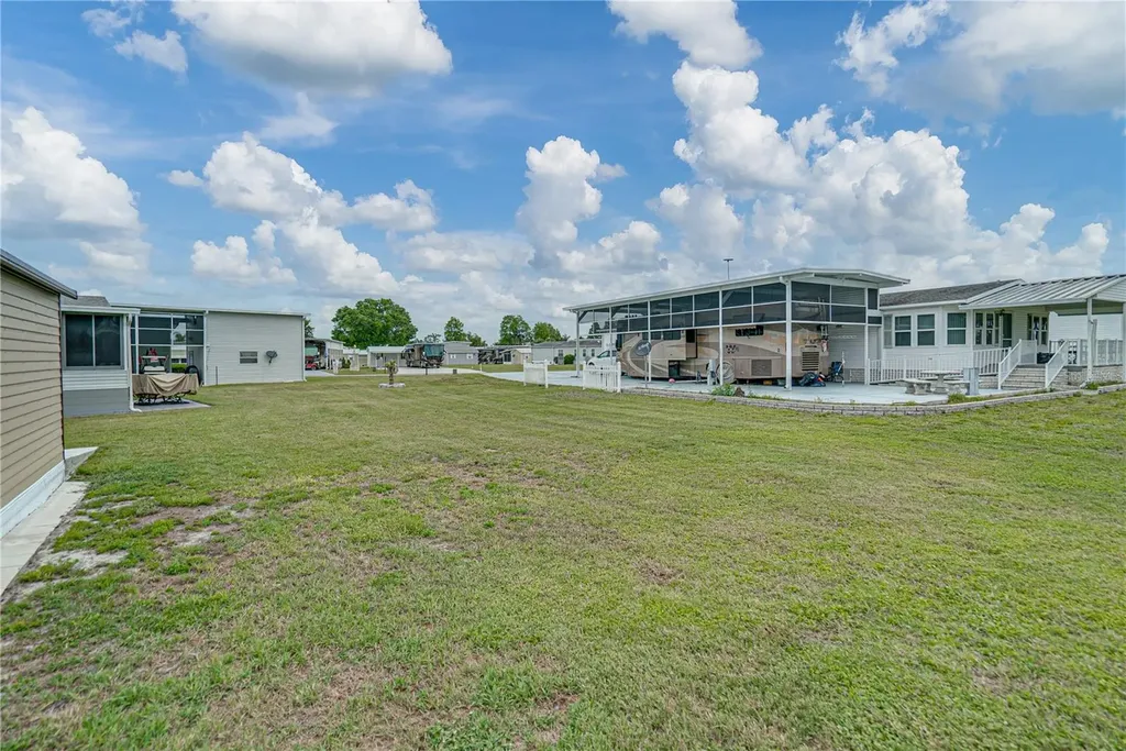8933 Southshore Court Polk City FL 33868