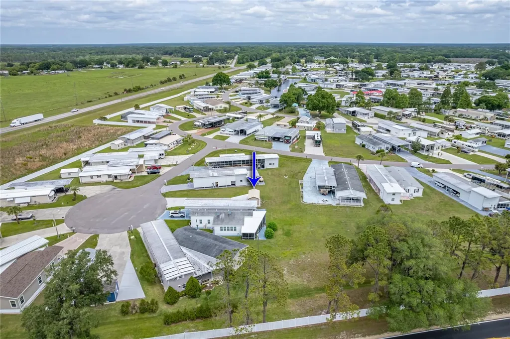 8933 Southshore Court Polk City FL 33868