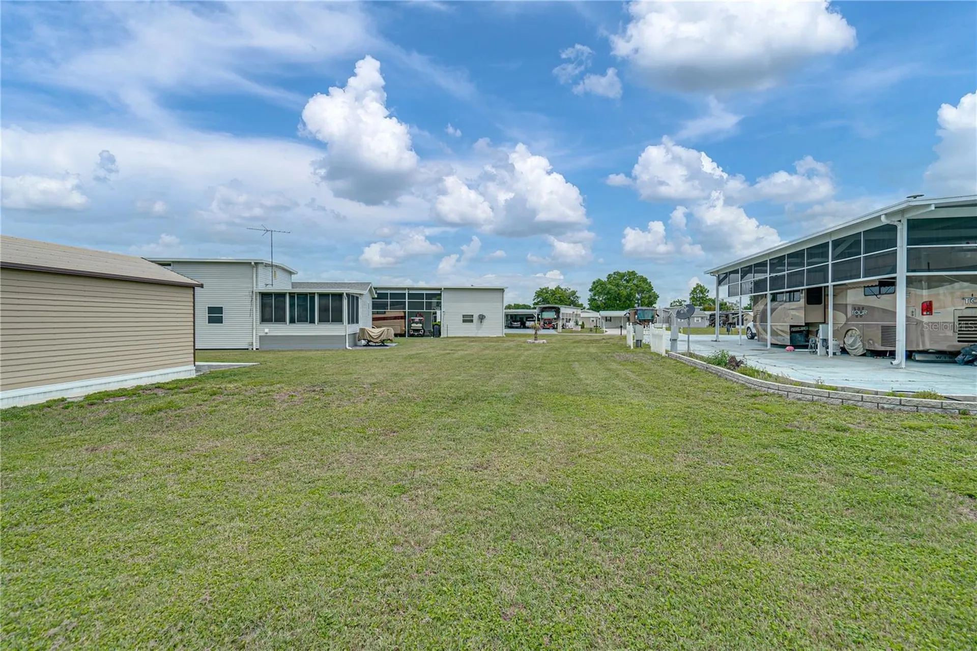 8933 Southshore Court Polk City FL 33868