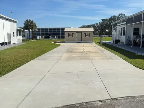 8933 Southshore Court Polk City FL 33868